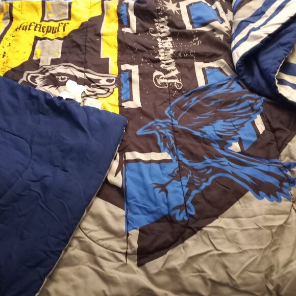 Harry Potter comforter - Picture 1 of 3